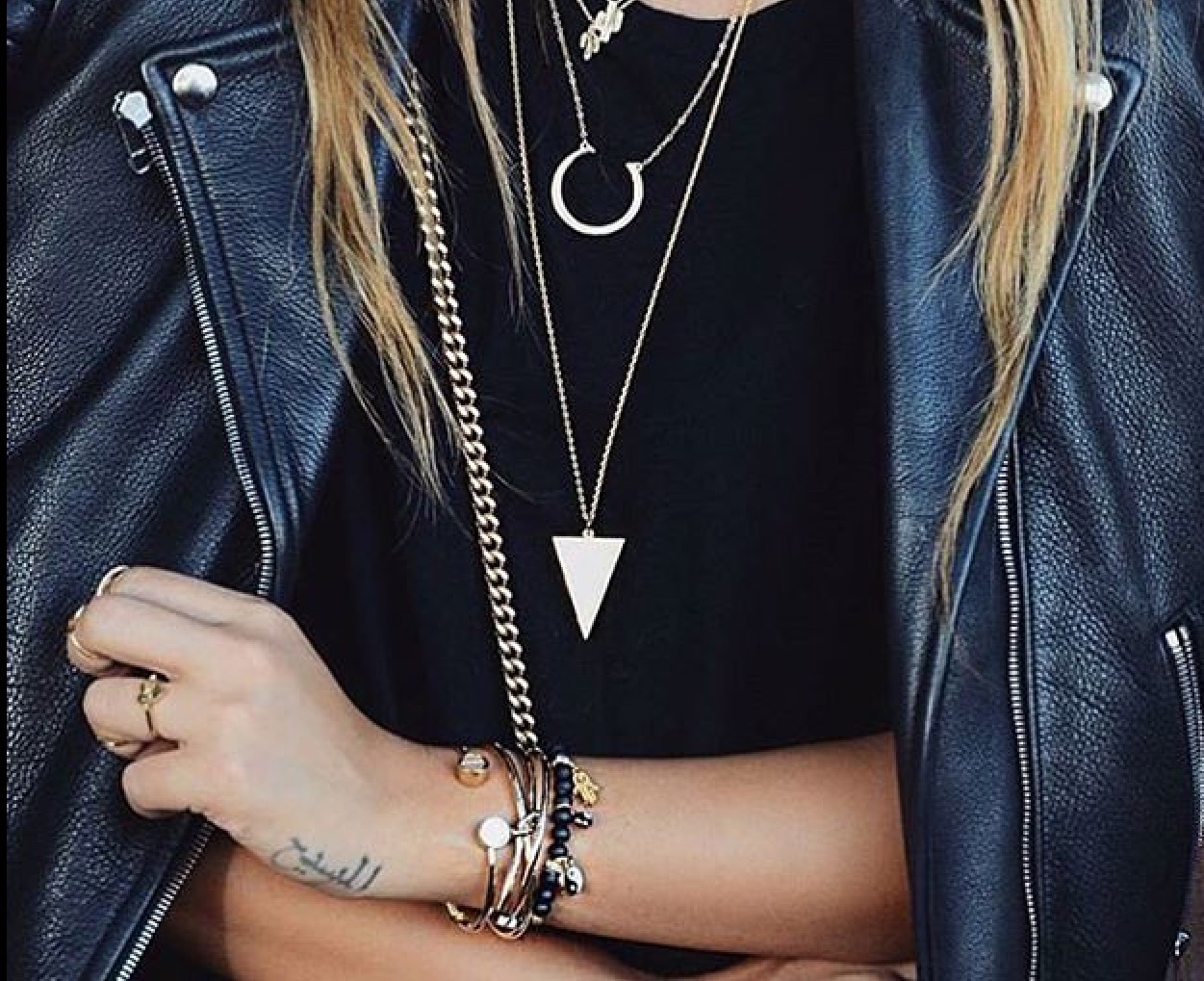 Jewelry for the Minimalist Girl