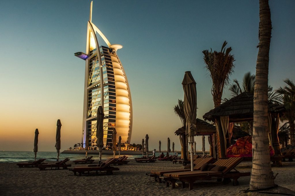 How To Visit Dubai Like a Local and Love It!
