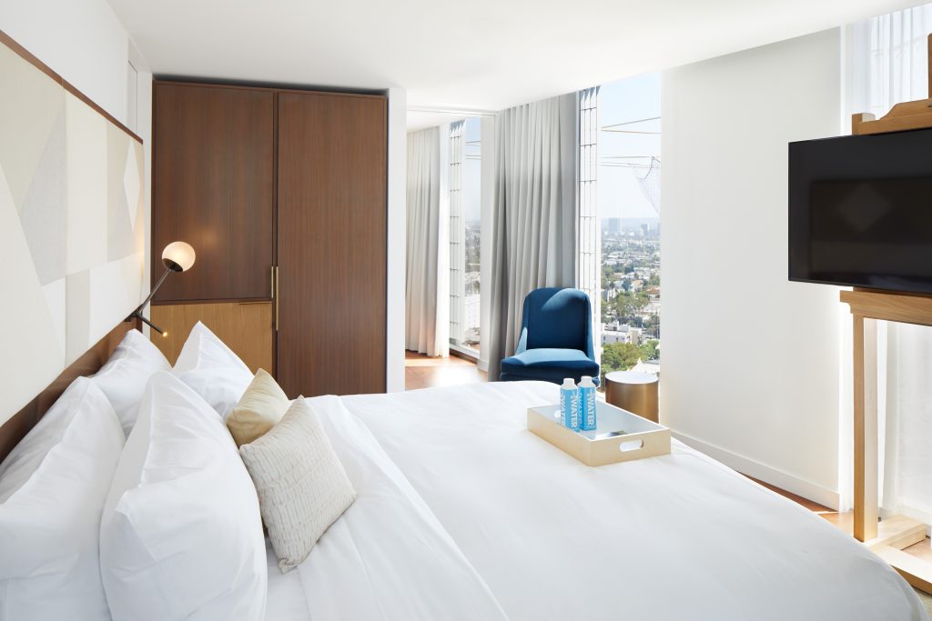 1 bed suite skyline – Courtesy of The Jeremy