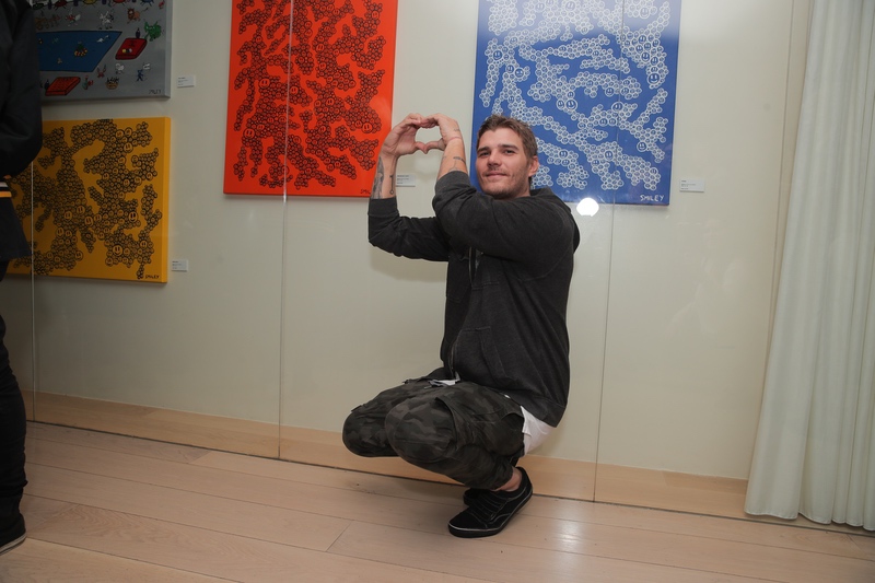 Emile Hirsch hosts ‘Refresh’ exhibit for artist Matt Smiley at Mondrian Los Angeles, USA